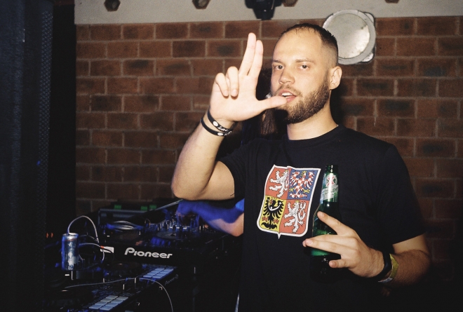 11 DVOJLITRBOYZZ Stolárna Havířov 2L Icy L